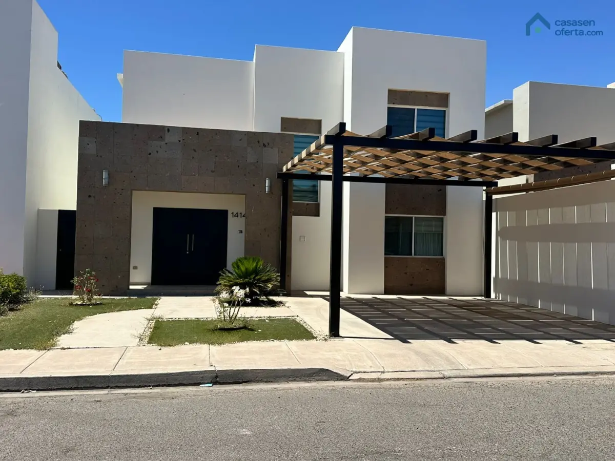 CASA EN VENTA EN PUENTE REAL SECCIÓN CATALUÑA